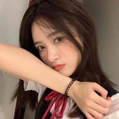 穿进游戏后她们都想辅助我修行